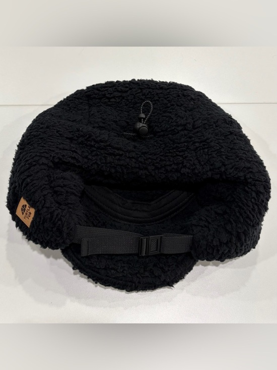 Turtle Fur Adult Backcountry Trapper Hat Earflaps Black Cozy NWT Winter Ski Snow